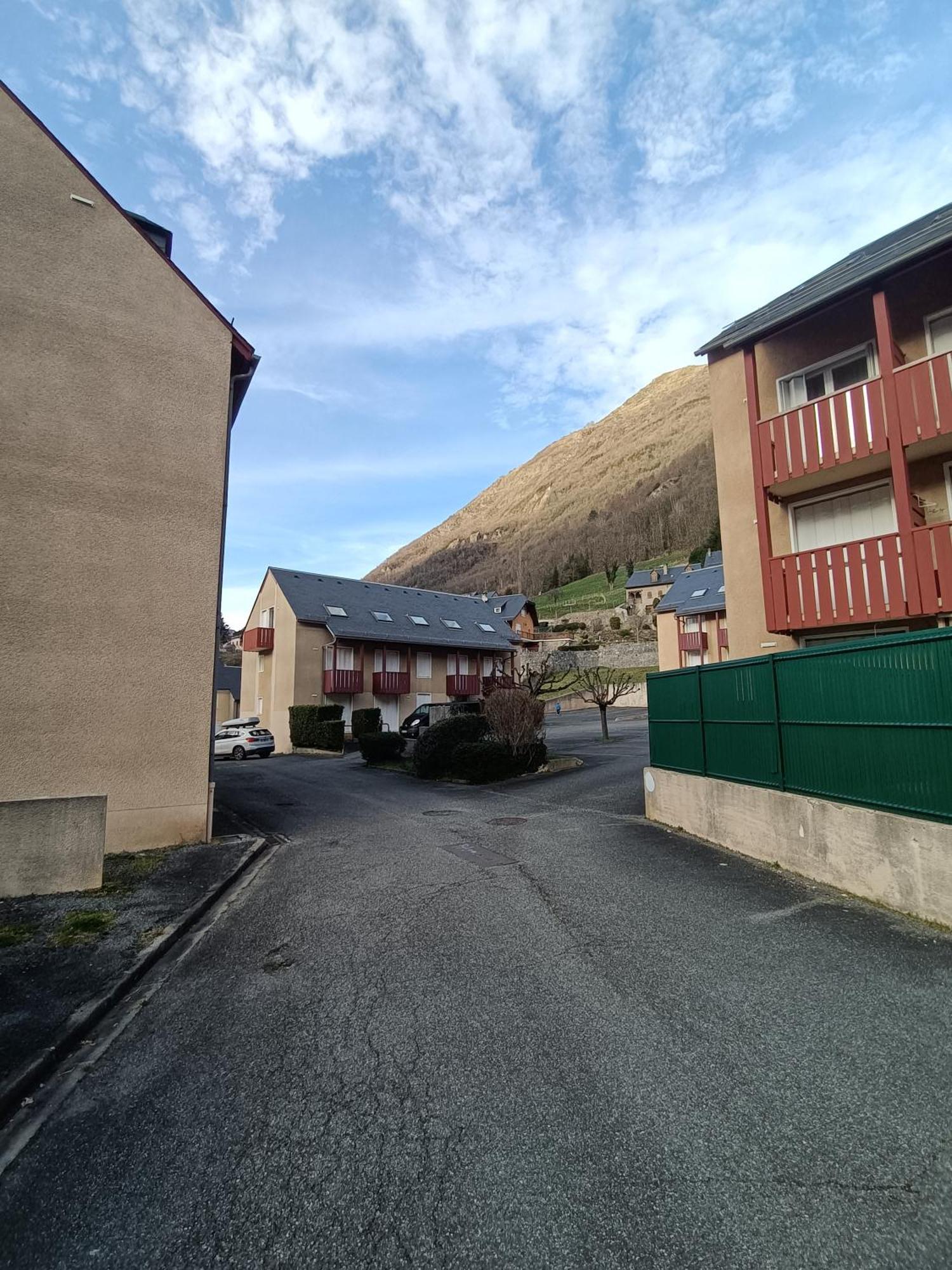 Studio Pirineo Frances Luz-Saint-Sauveur Luaran gambar